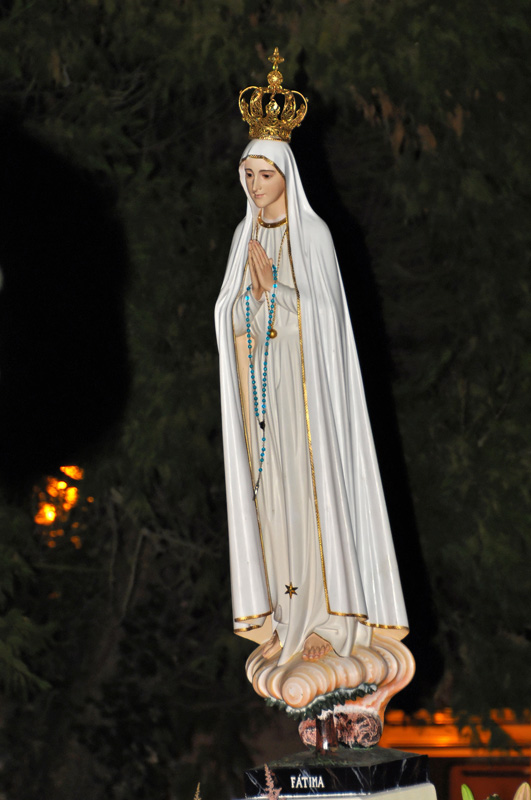 La Vierge Marie et Monseigneur LE SAUX