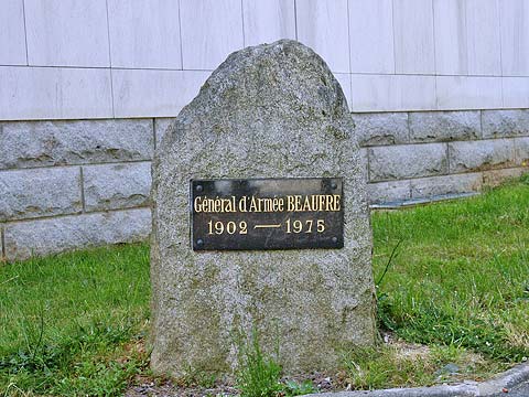 Stèle Général d’Armée BEAUFRÉ